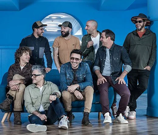 "Algo me dice" es lo nuevo de No Te Va Gustar y Enjambre