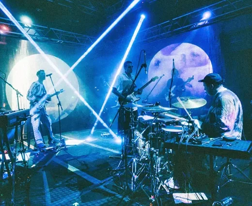 Usted Señalemelo presenta un anticipo de lo que será la experiencia 360° en el Luna Park