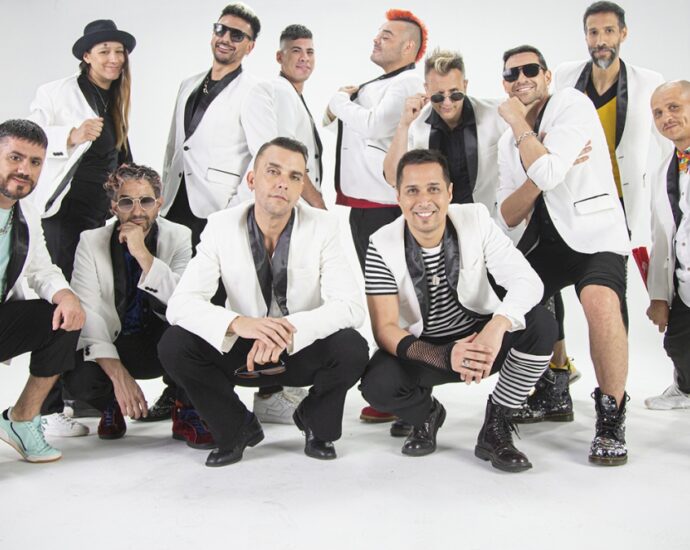 Los Caligaris presenta Veinticirco: La Gira